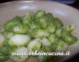 Gnocchi con il pesto