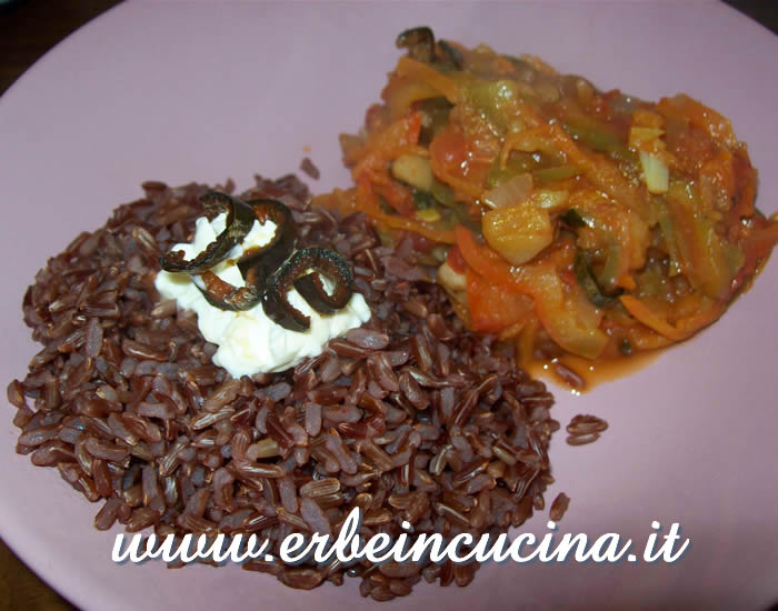 Pepper casserole with red rice and Pasilla Bajio