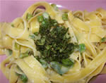 Pasta con asparagi e erbe aromatiche