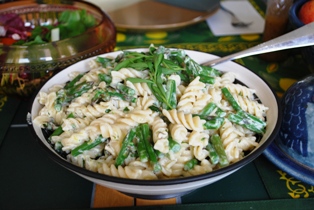 Asparagus, Goat Cheese and Lemon Pasta