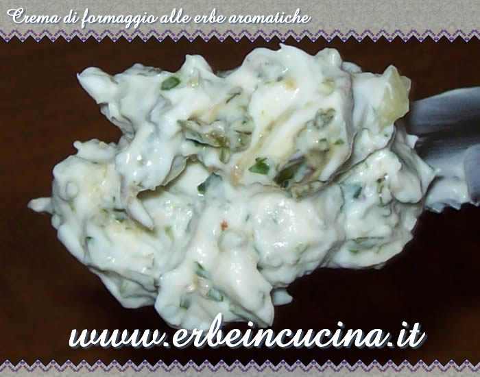 Crema di formaggio alle erbe aromatiche