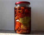 Storing sun dried tomatoes