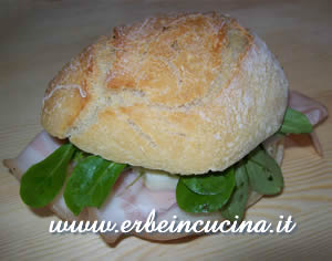 Praga ham sandwiches with corn salad