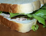 Tuna sandwiches with bigella and Thai basil