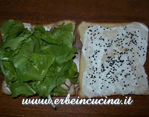 Sandwich 3: lattuga e nigella