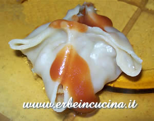 Wonton con Salsa agrodolce