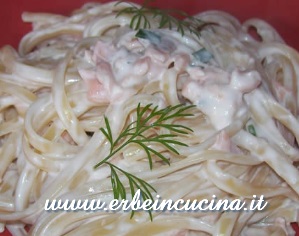 Pasta con salmone e aneto