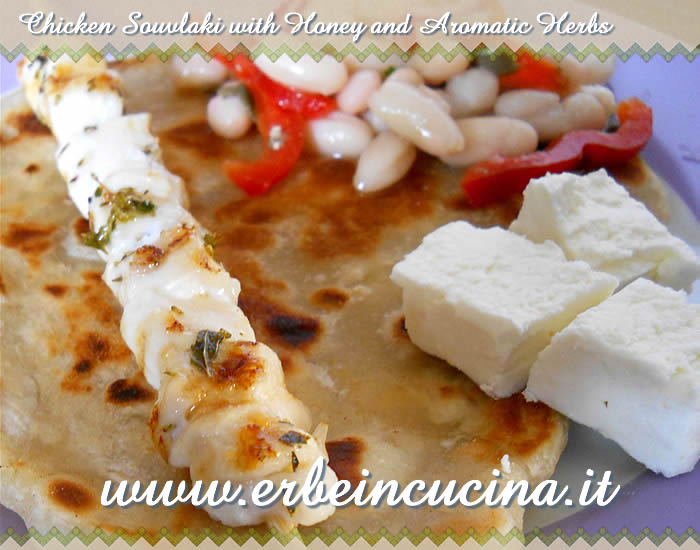 Chicken souvlaki with honey and aromatic herbs