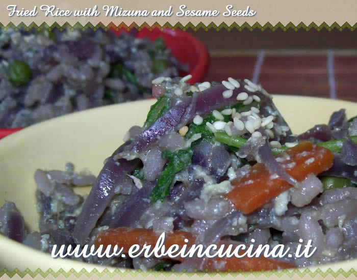 Fried rice with mizuna and sesame seeds