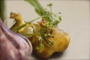 Baked mushrooms stuffed with triple-garlic risotto