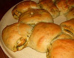 Wreath Bread with Aromatic Herbs