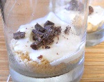 Coconut and chocolate cheesecakes with cinnamon
