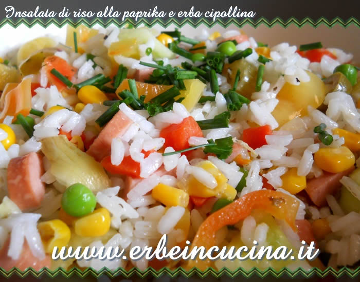 Insalata di riso alla paprika e erba cipollina