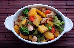 Spicy Thai Mango Tofu Curry with Vegetables