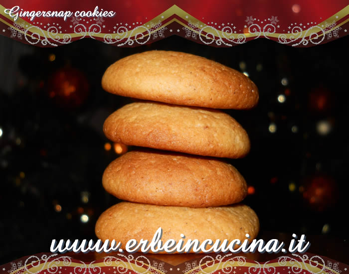 Gingersnap cookies