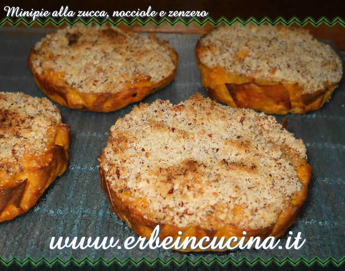 Minipie salate alla zucca, nocciole e zenzero